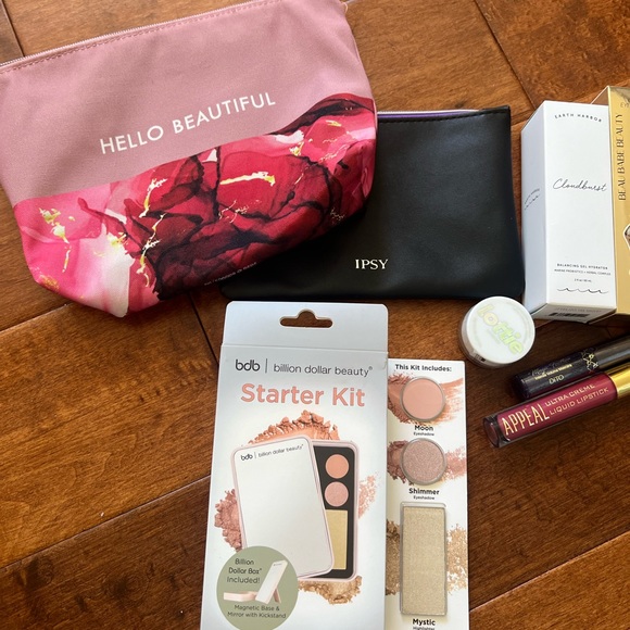 Makeup Bundle!! - Picture 1 of 5